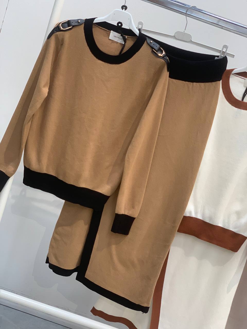 Фото Amelie Follies (Michelle)