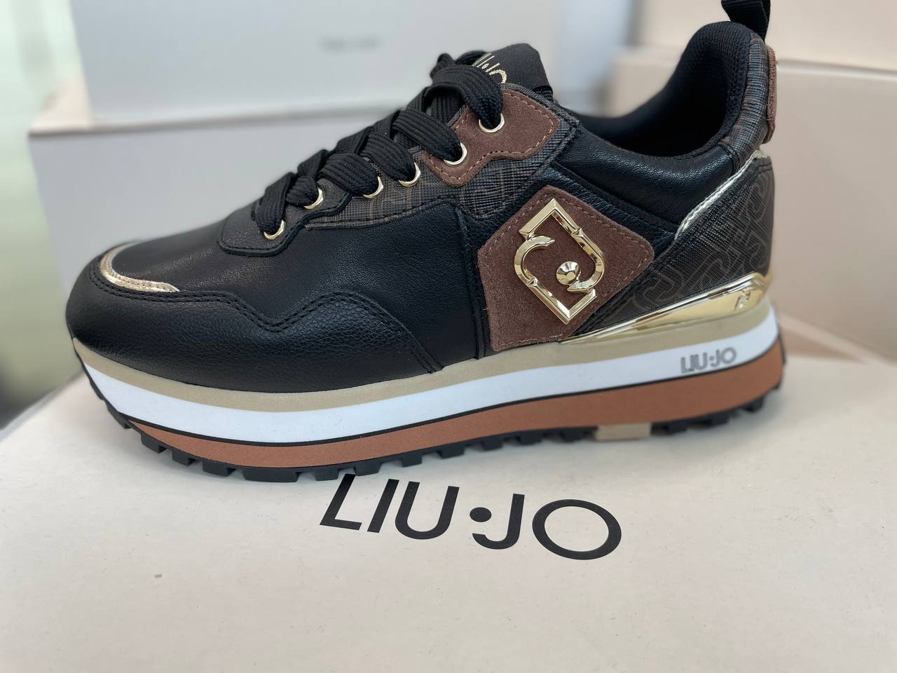 Фото Roberto Serpentini