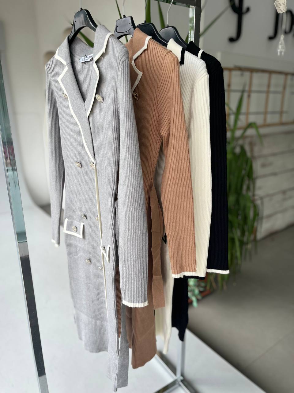 Фото Joie Clair (J-Clair)