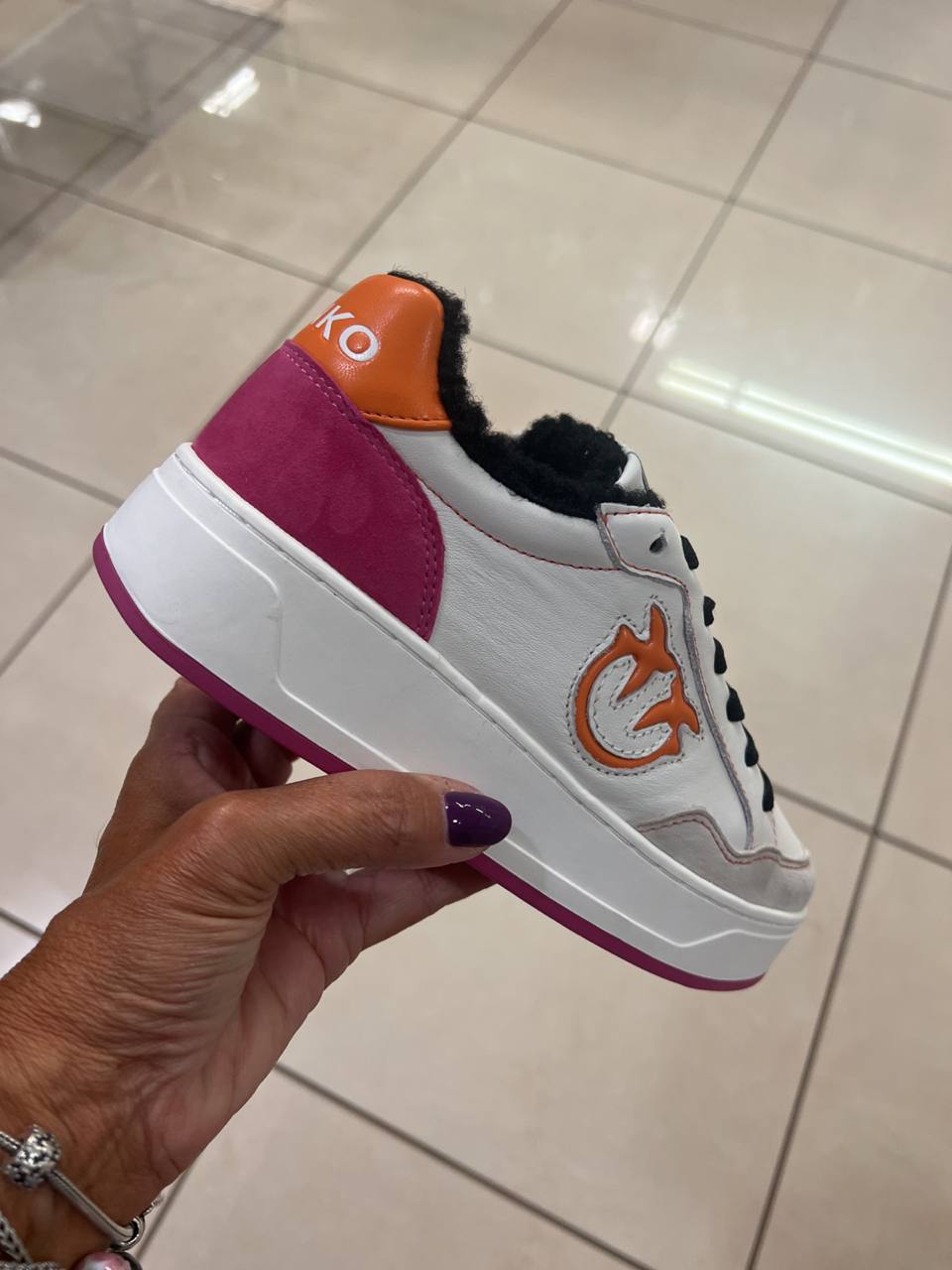 Фото Outlet