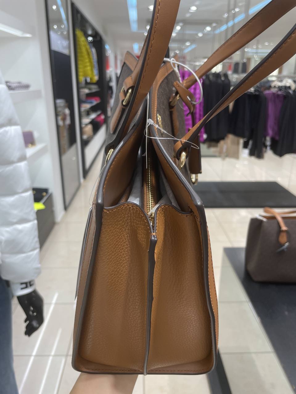 Фото Outlet