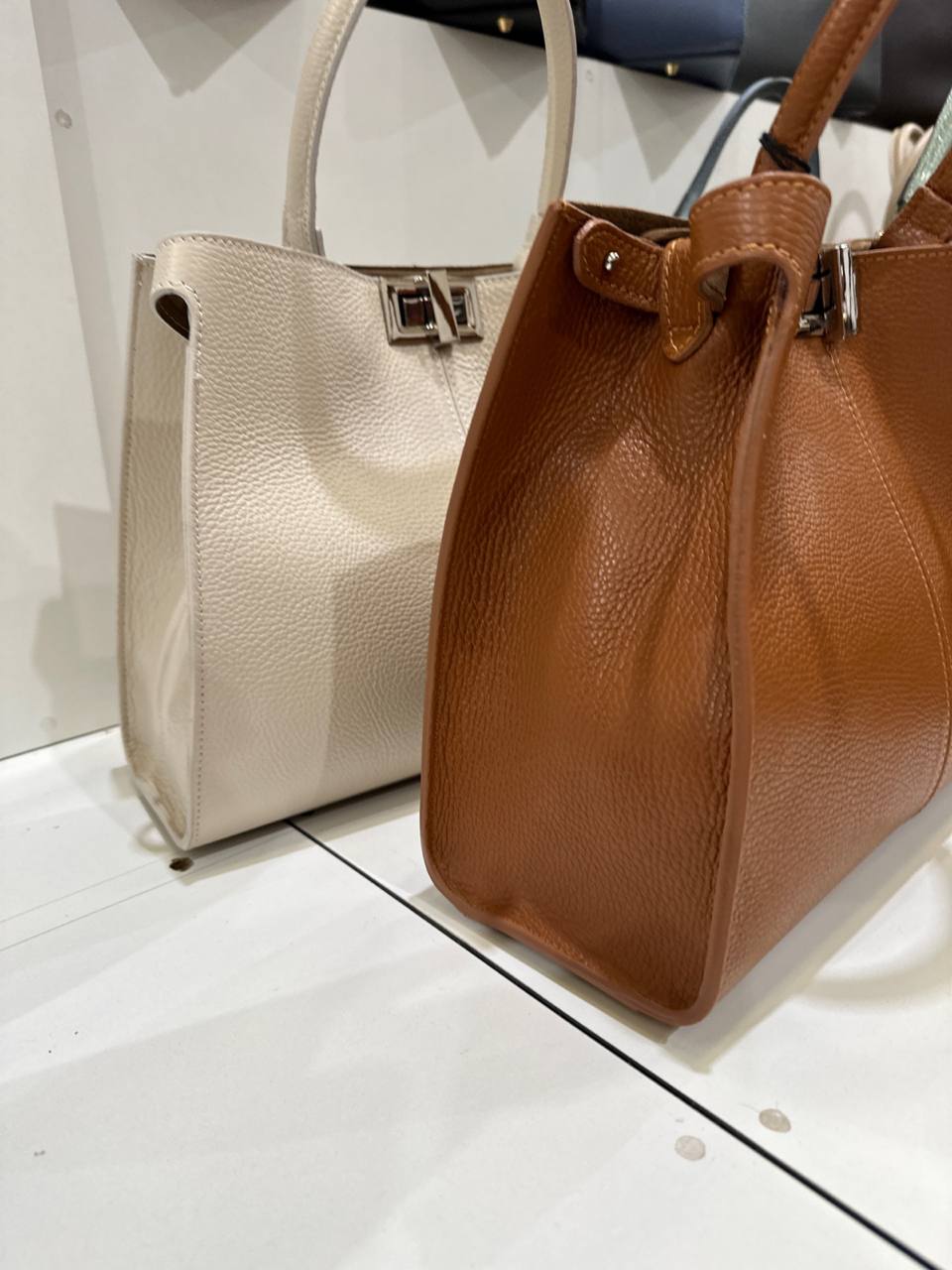 Фото Leather Country