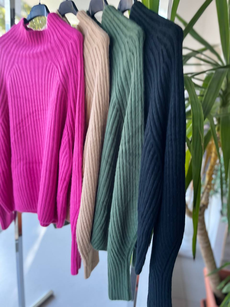 Фото Joie Clair (J-Clair)