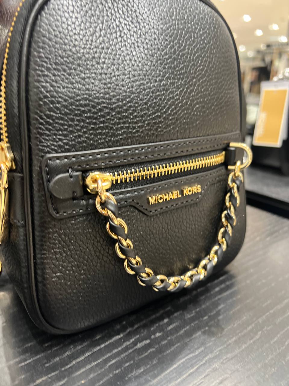 Фото Outlet