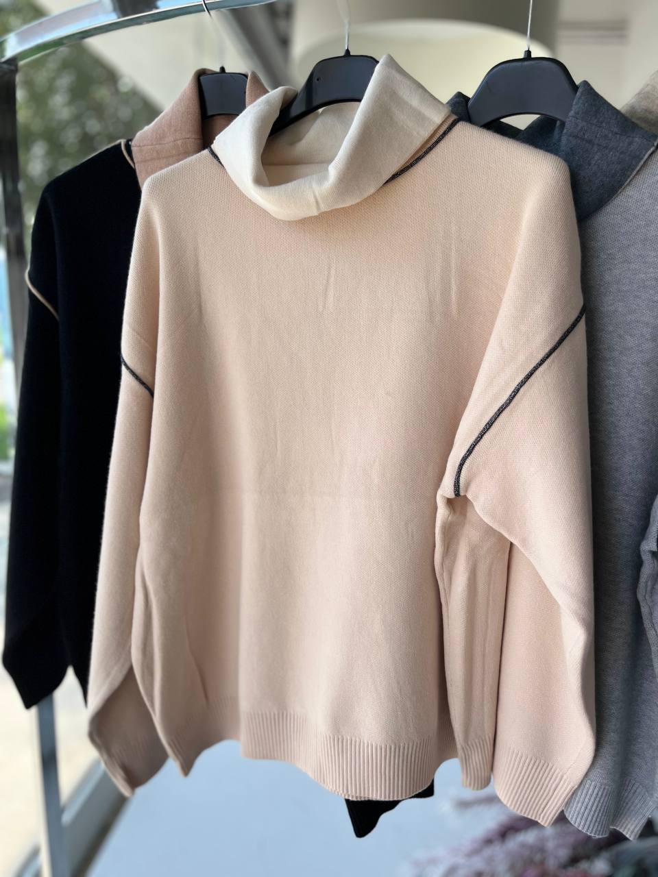 Фото Joie Clair (J-Clair)