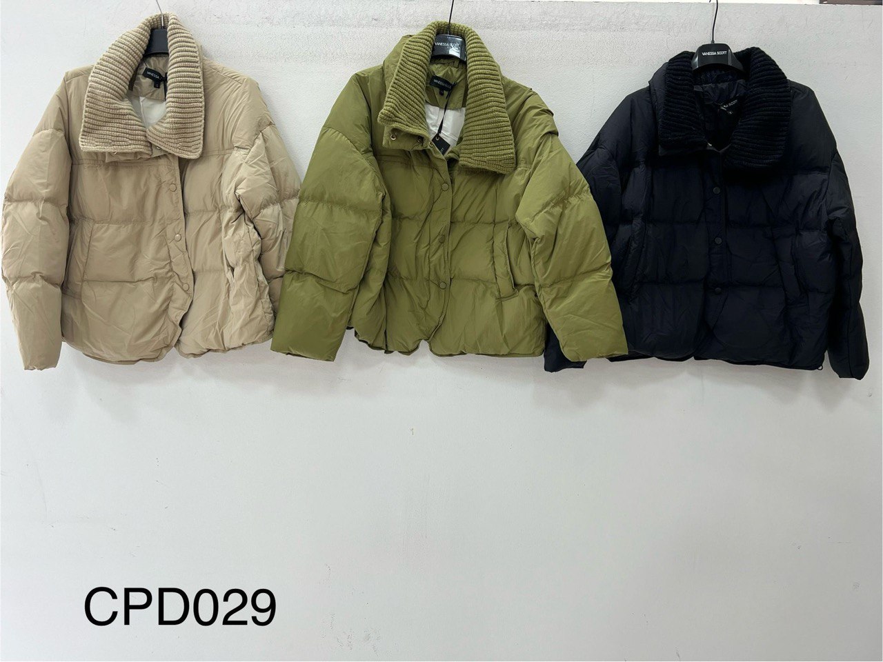 Фото Vanessa Scott