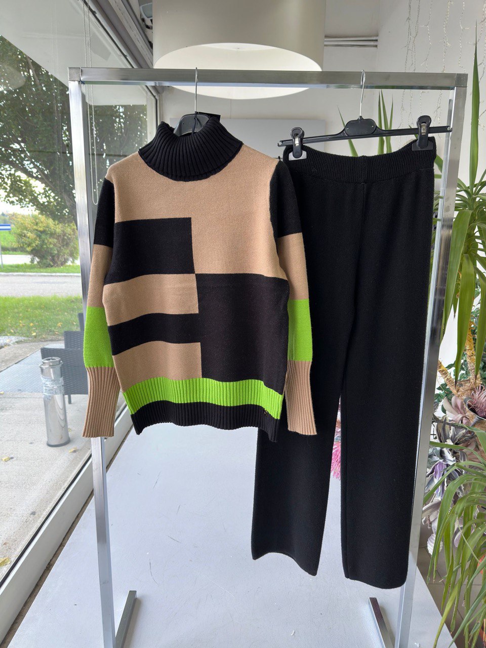 Фото Joie Clair (J-Clair)