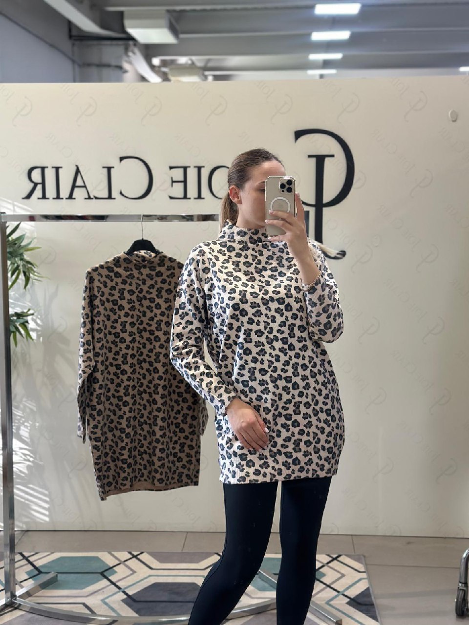 Фото Joie Clair (J-Clair)