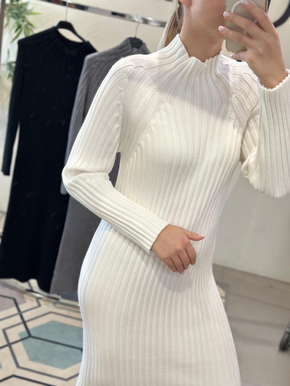 Фото Joie Clair (J-Clair)