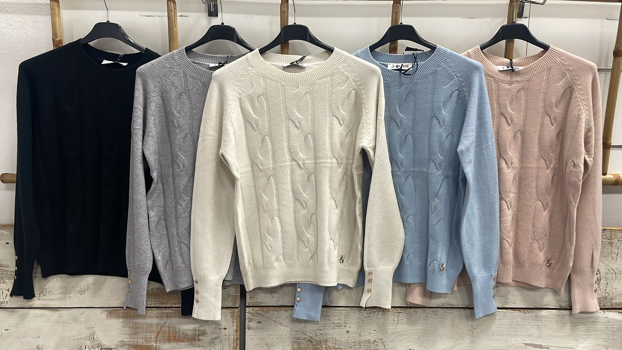 Фото Joie Clair (J-Clair)