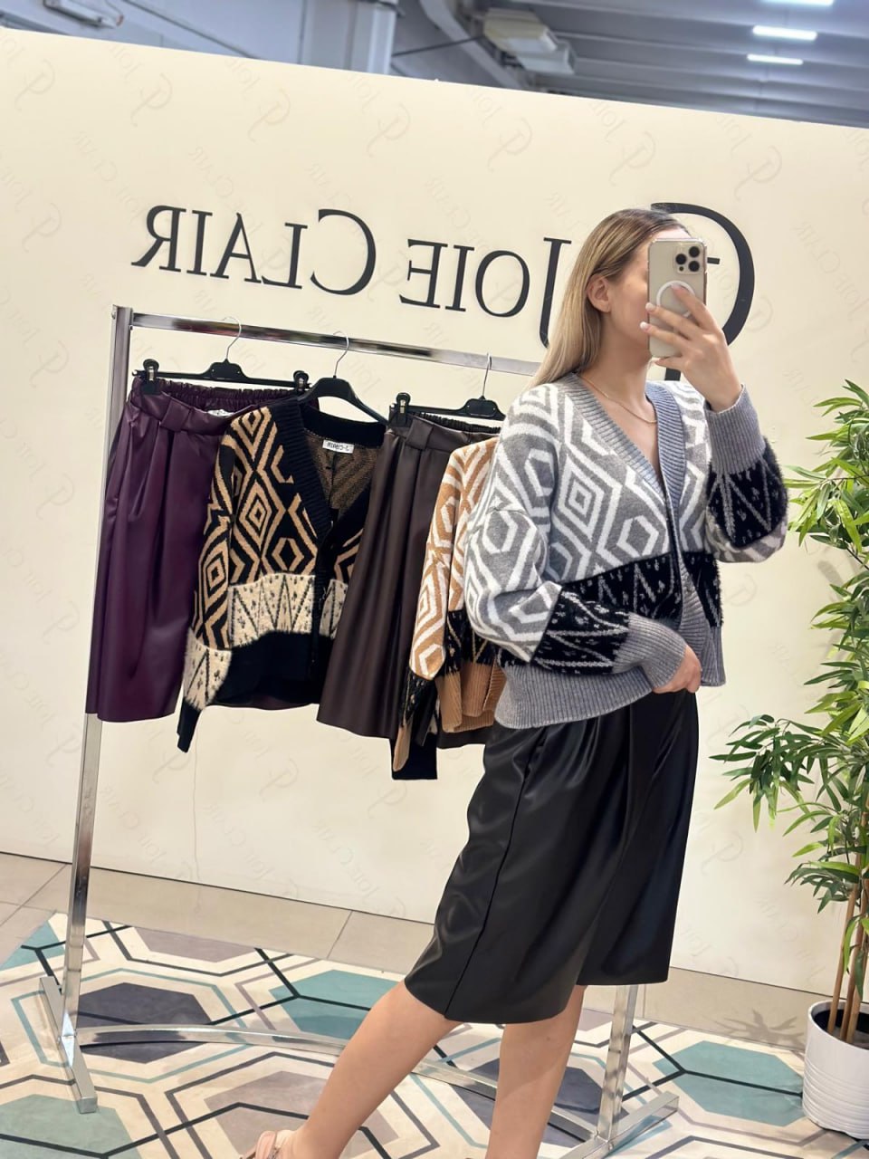 Фото Joie Clair (J-Clair)