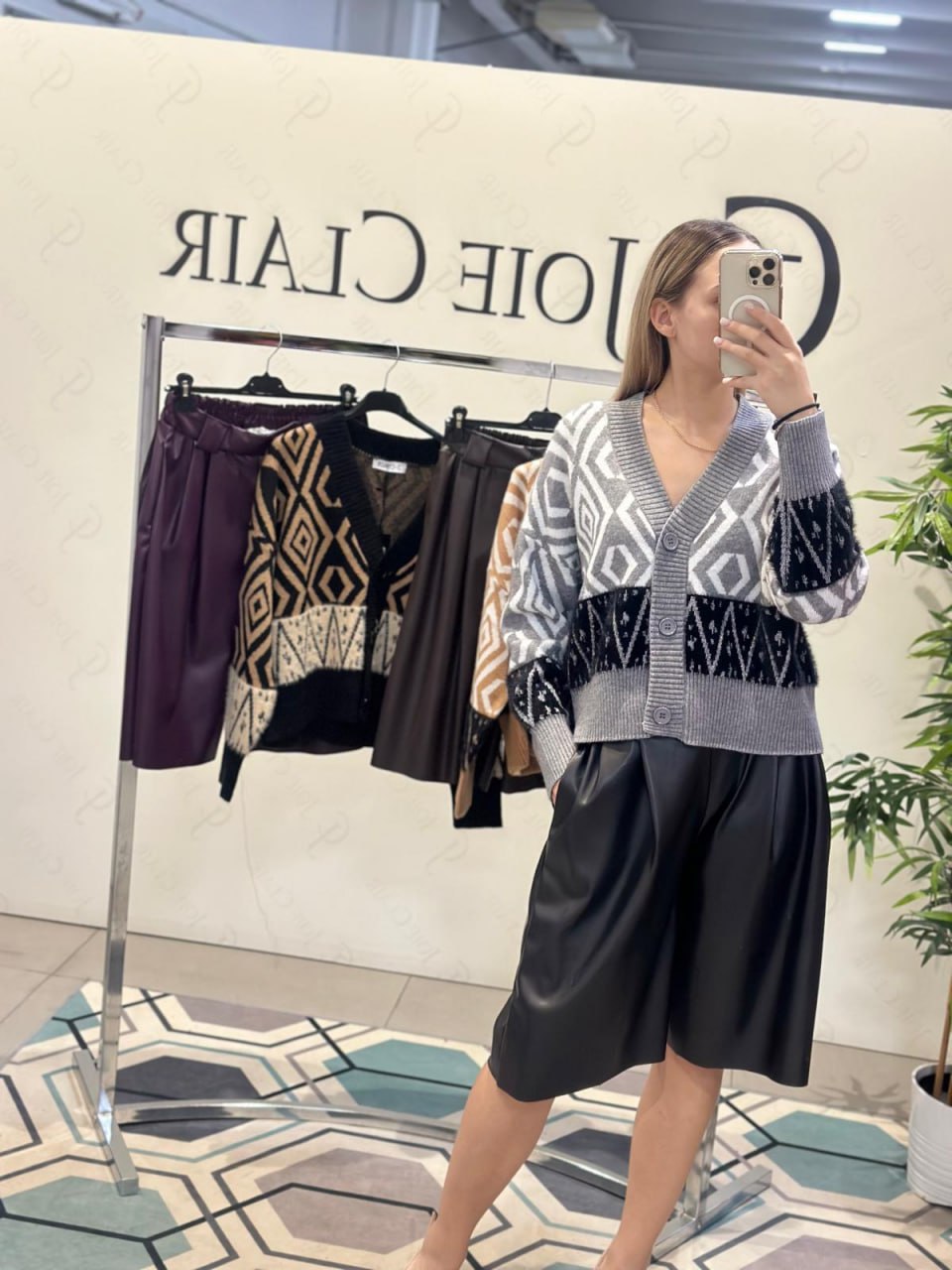 Фото Joie Clair (J-Clair)