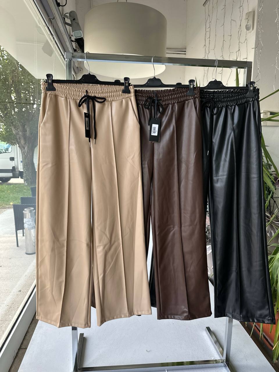 Фото Joie Clair (J-Clair)