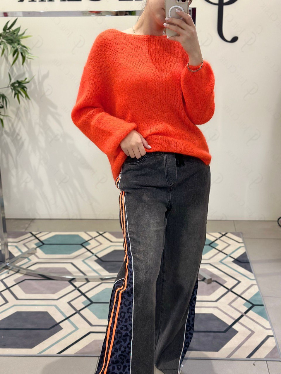 Фото Joie Clair (J-Clair)