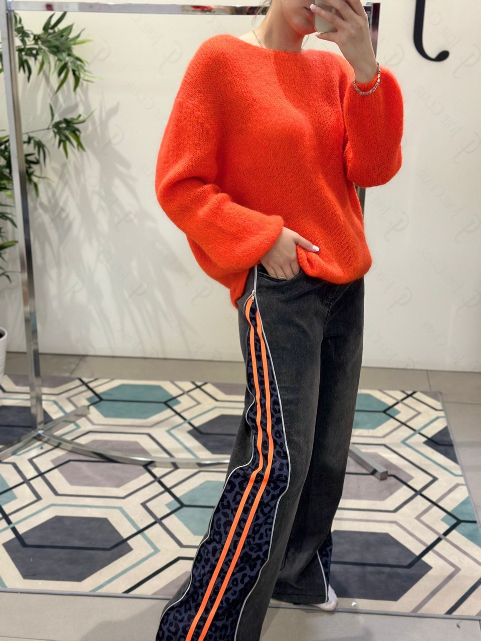 Фото Joie Clair (J-Clair)