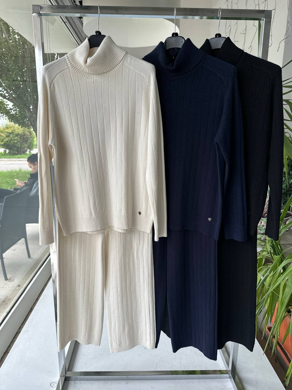 Фото Joie Clair (J-Clair)