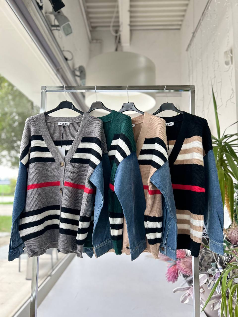 Фото Joie Clair (J-Clair)