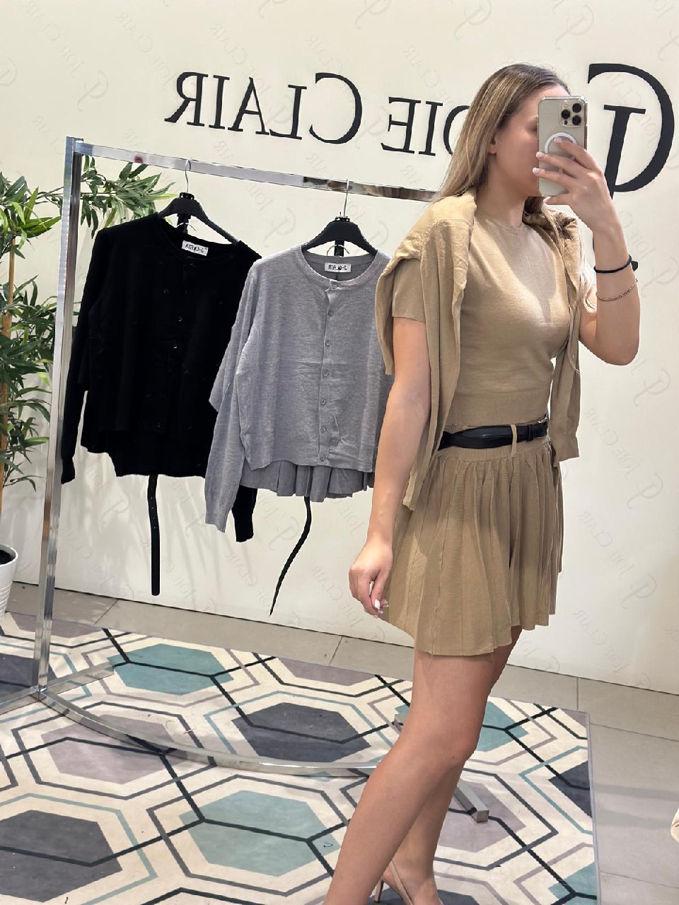 Фото Joie Clair (J-Clair)