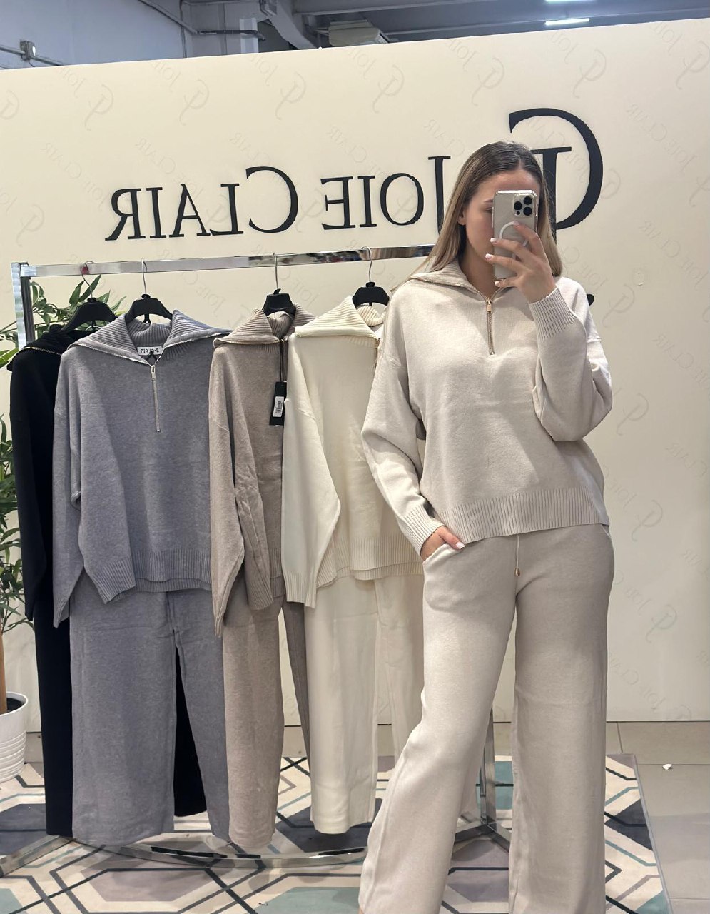 Фото Joie Clair (J-Clair)