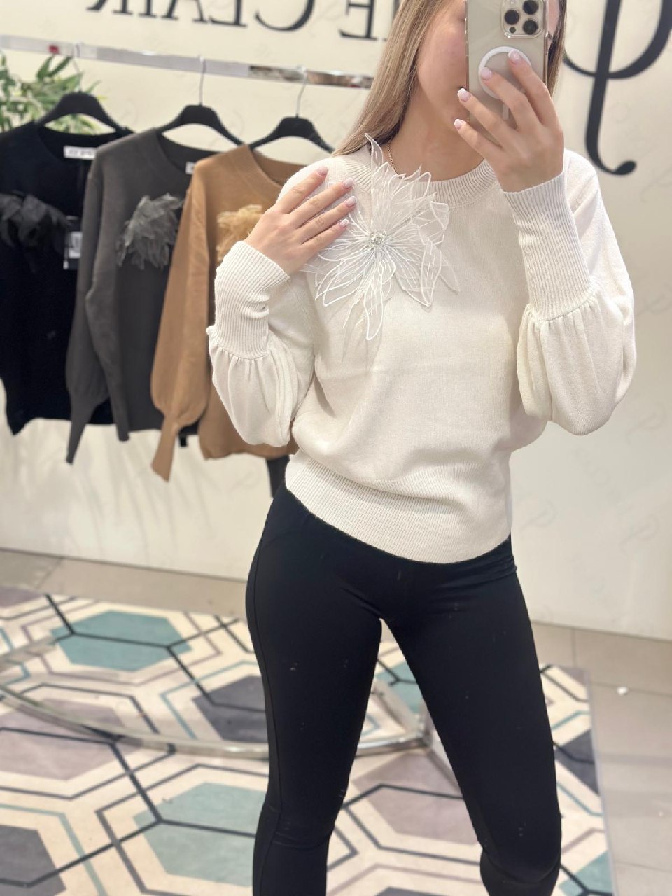 Фото Joie Clair (J-Clair)