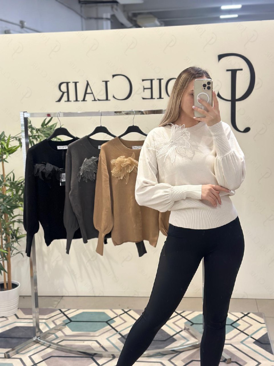 Фото Joie Clair (J-Clair)