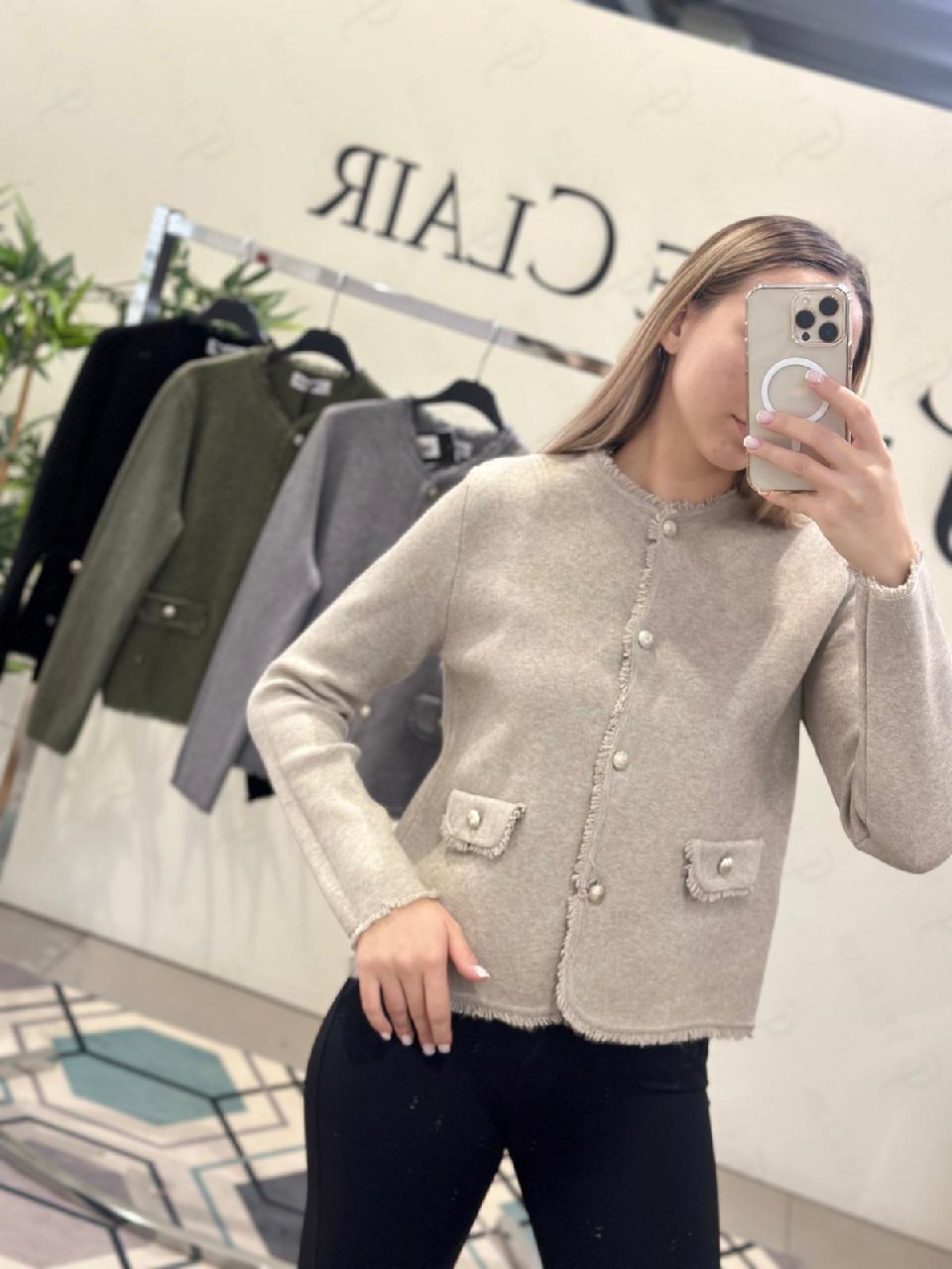 Фото Joie Clair (J-Clair)