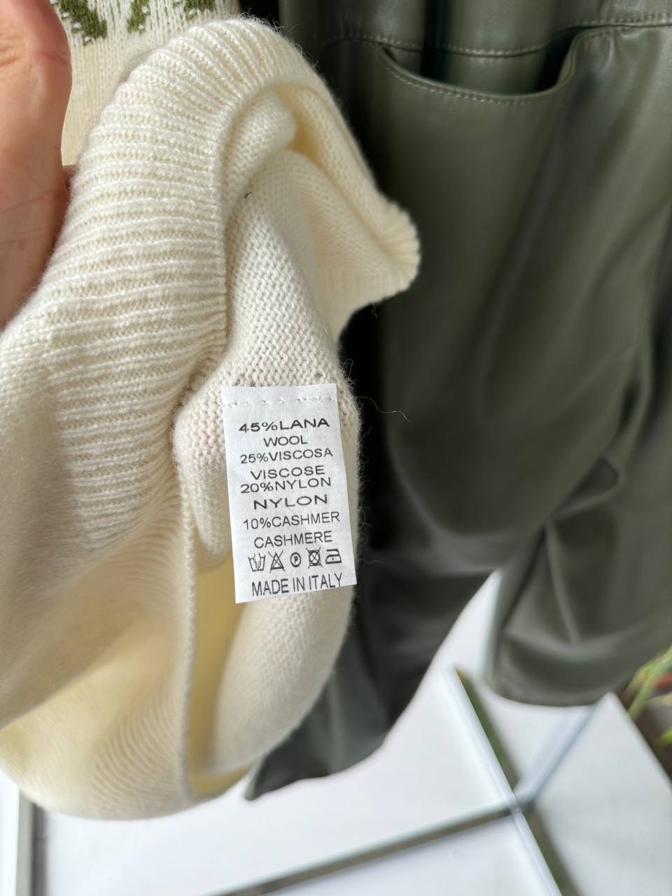 Фото Joie Clair (J-Clair)