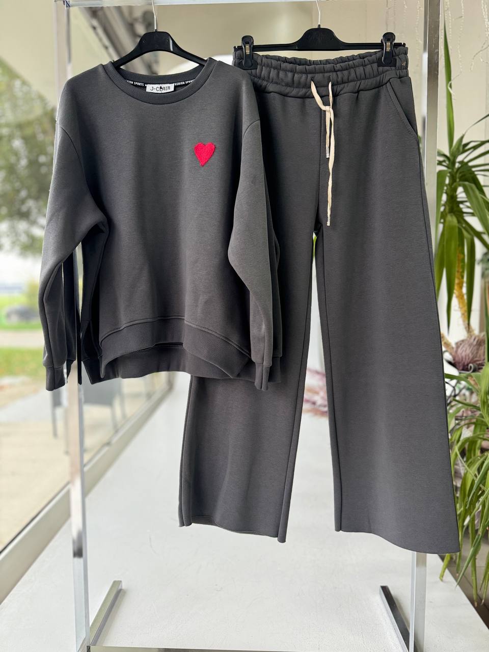 Фото Joie Clair (J-Clair)