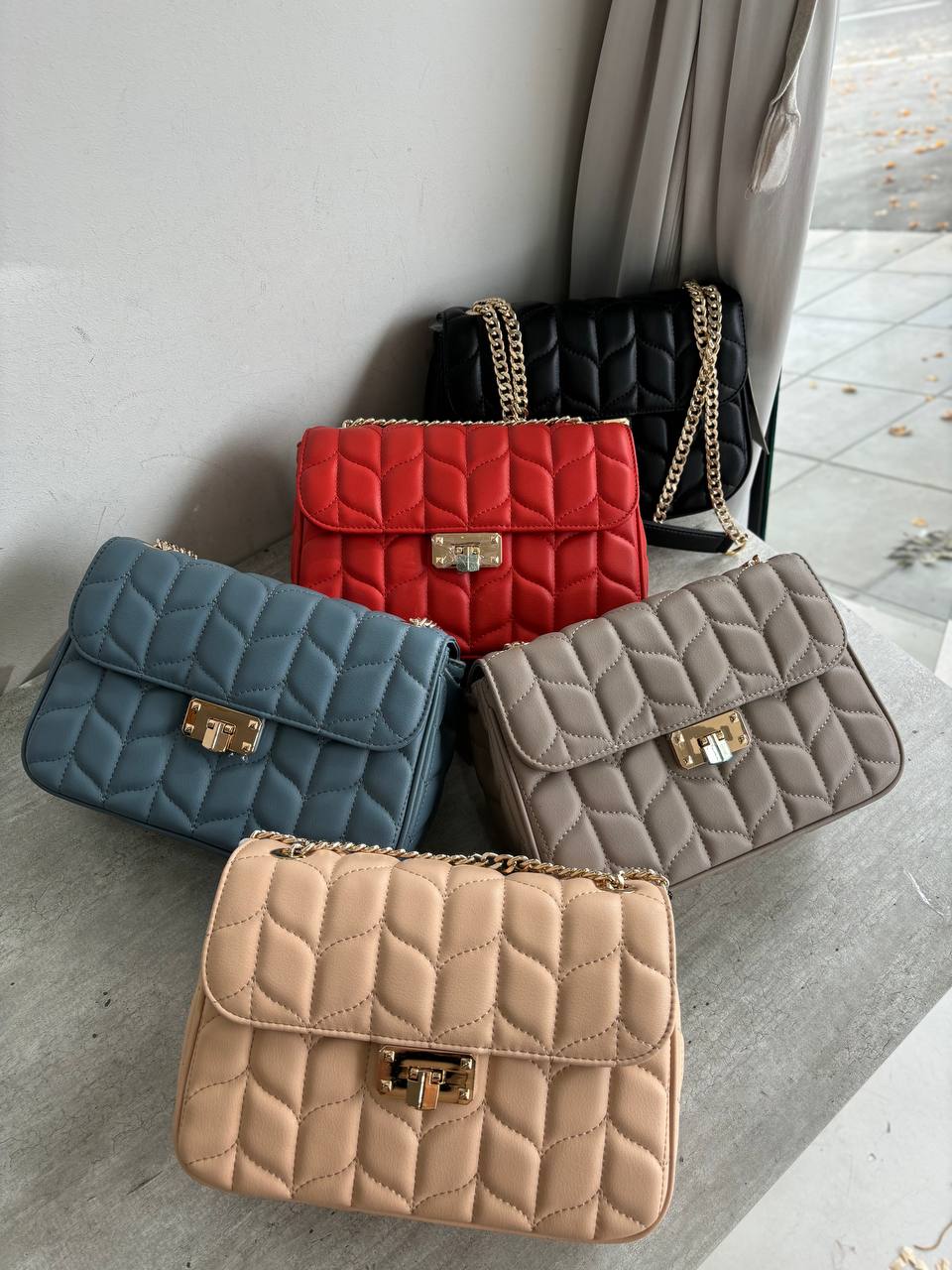 Фото Leather Country