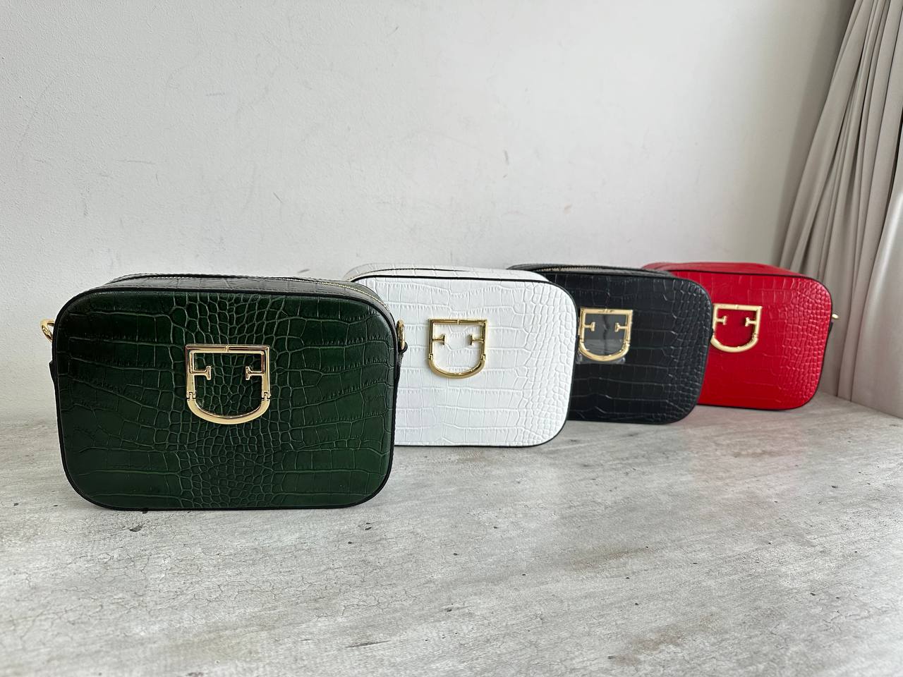 Фото Leather Country