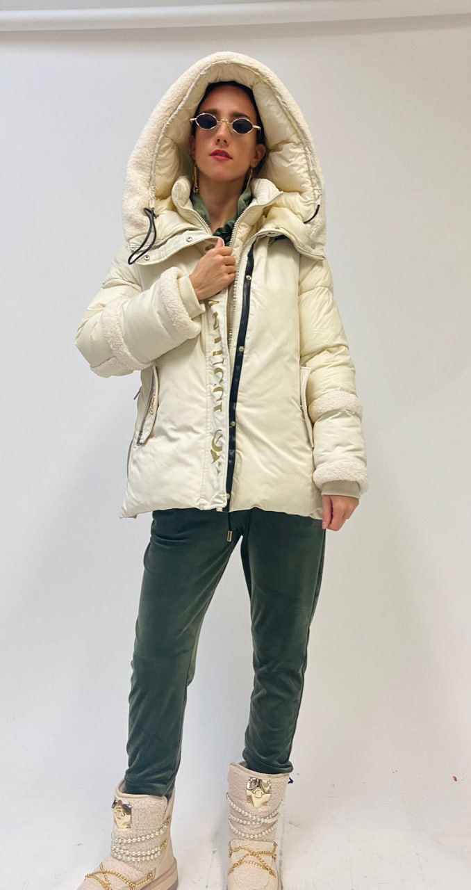 Фото Gil Santucci