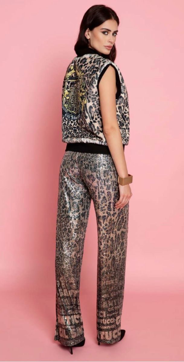 Фото Gil Santucci