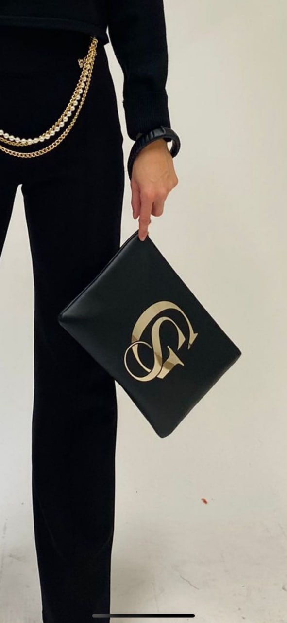 Фото Gil Santucci