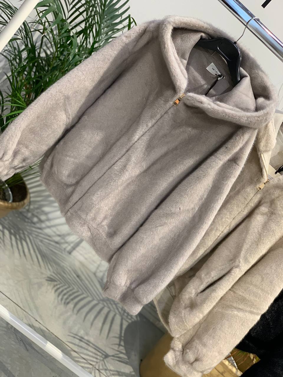 Фото Amelie Follies (Michelle)