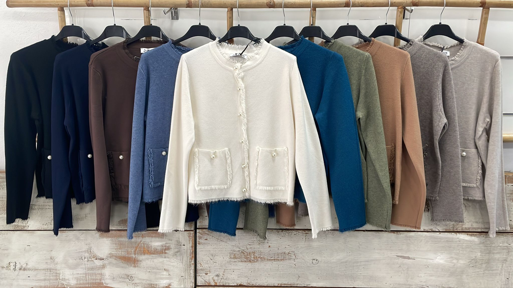 Фото Joie Clair (J-Clair)