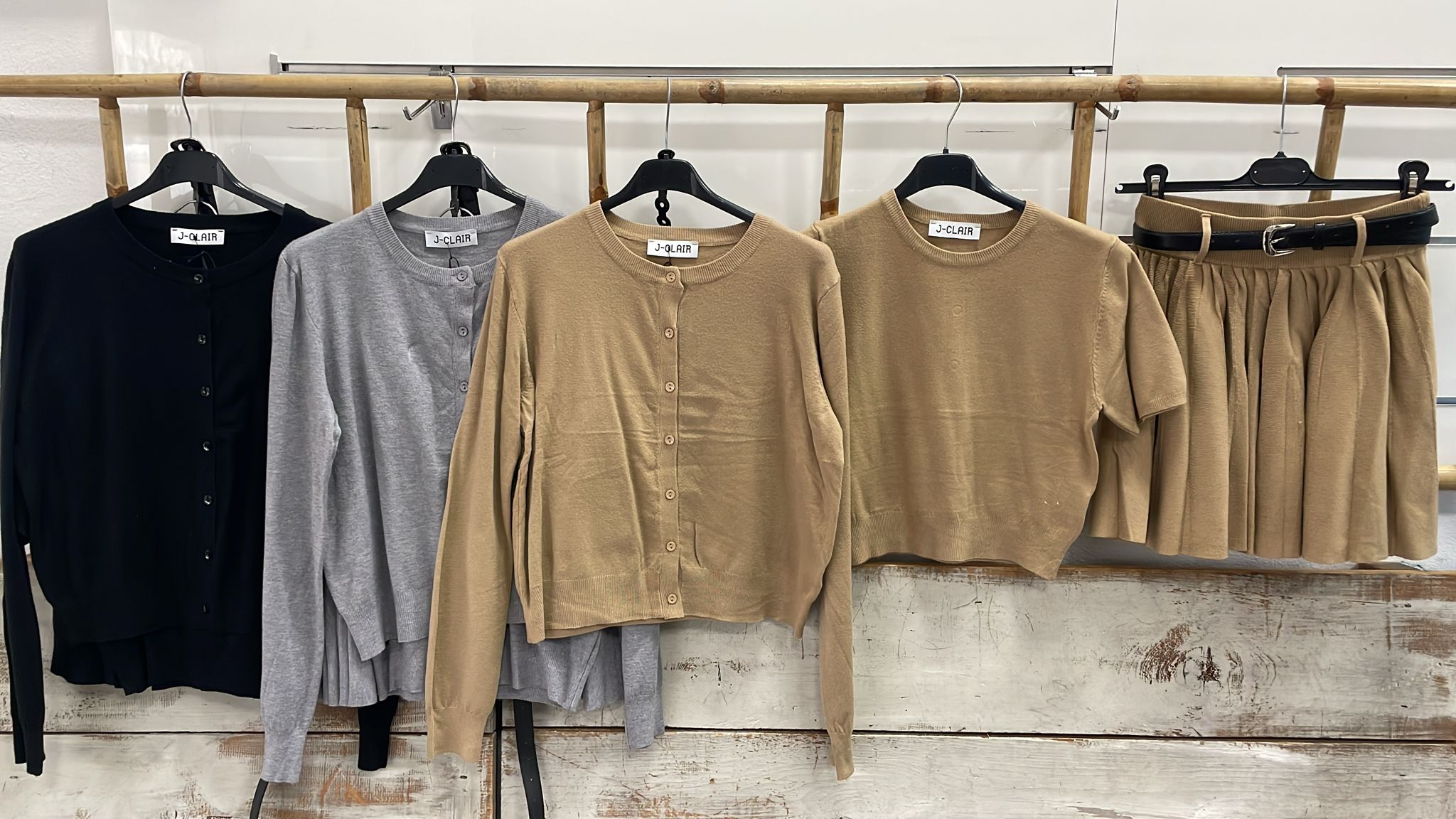 Фото Joie Clair (J-Clair)