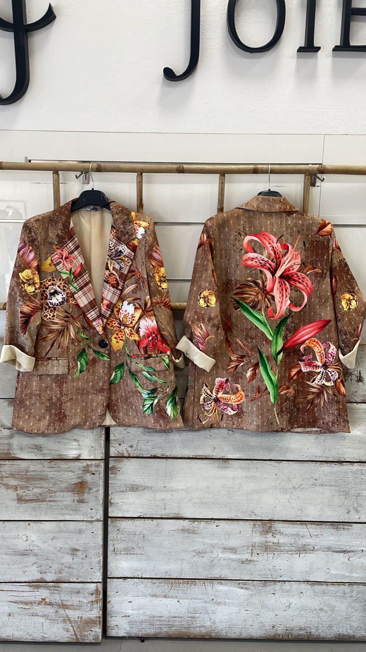 Фото Joie Clair (J-Clair)