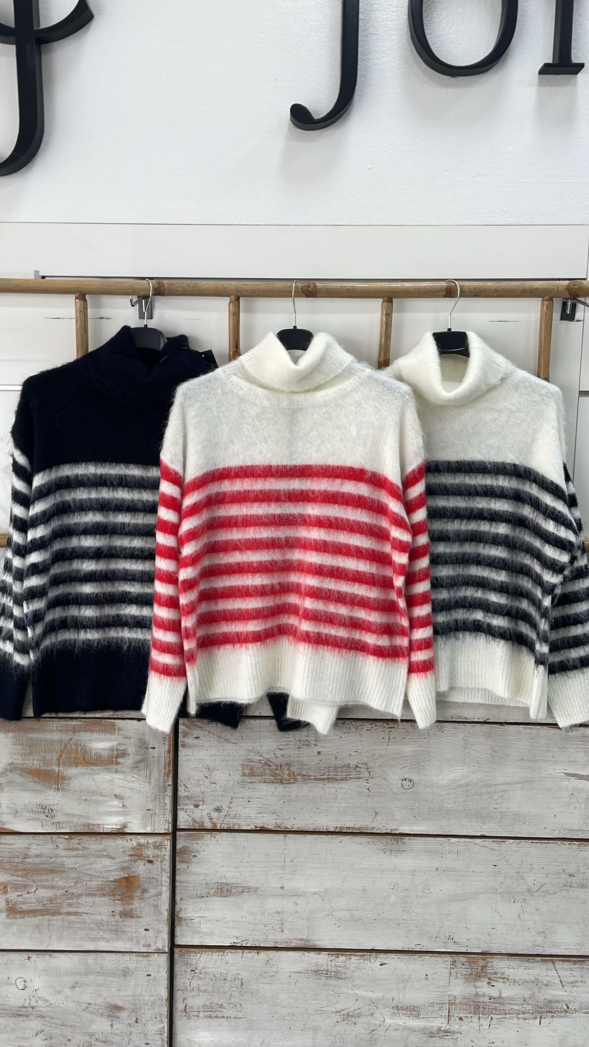 Фото Joie Clair (J-Clair)