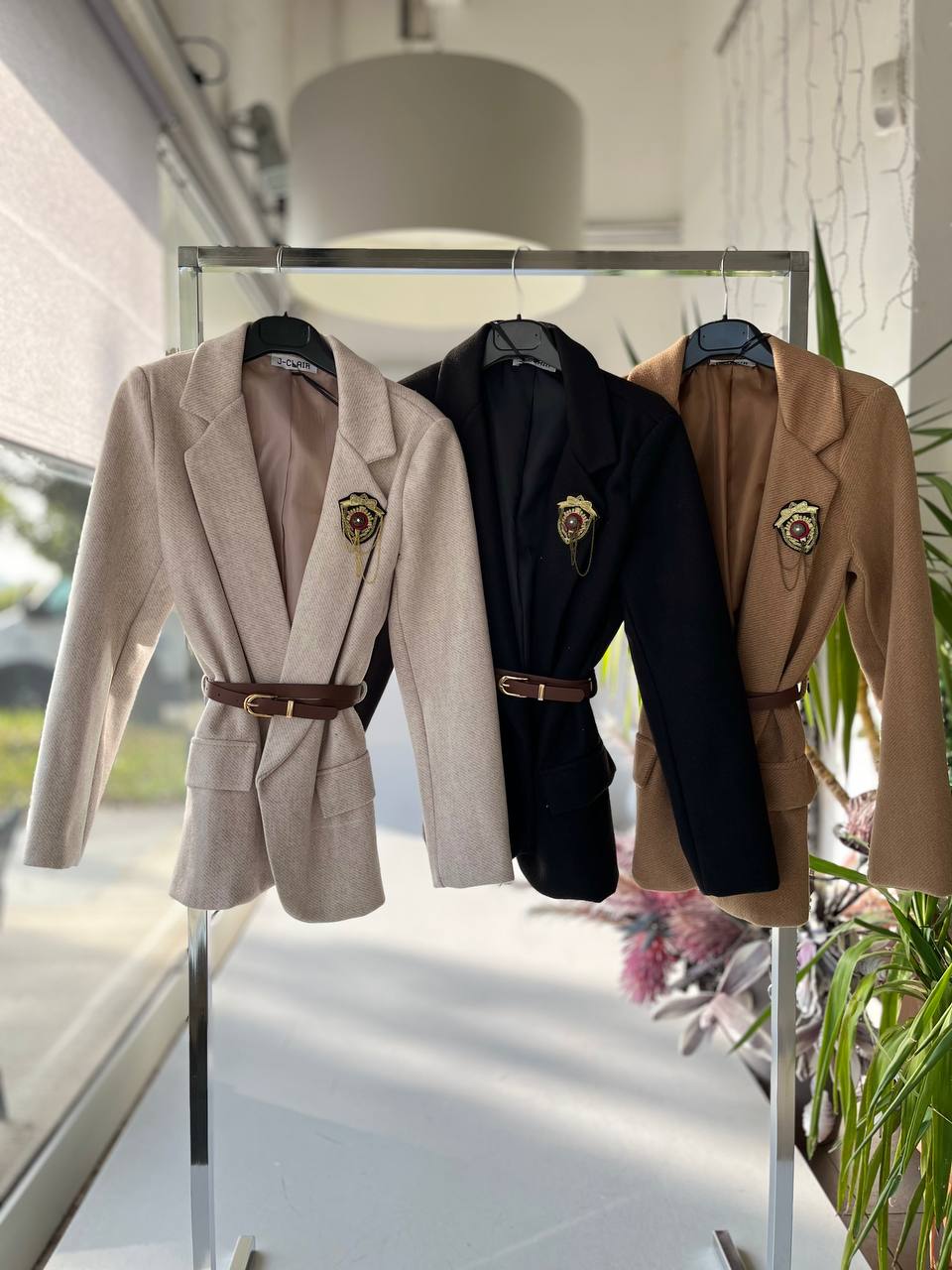 Фото Joie Clair (J-Clair)