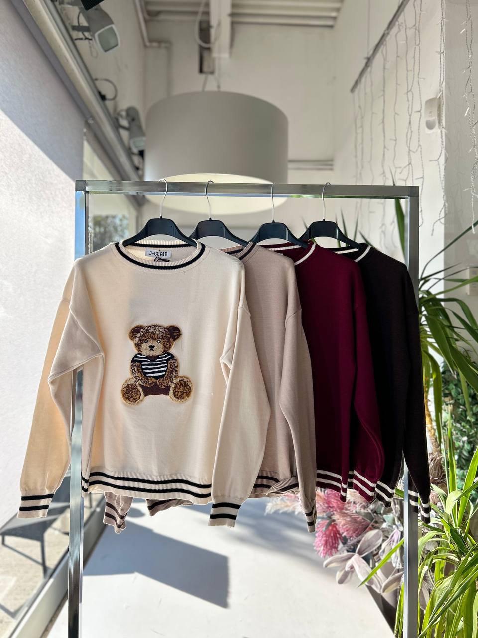 Фото Joie Clair (J-Clair)