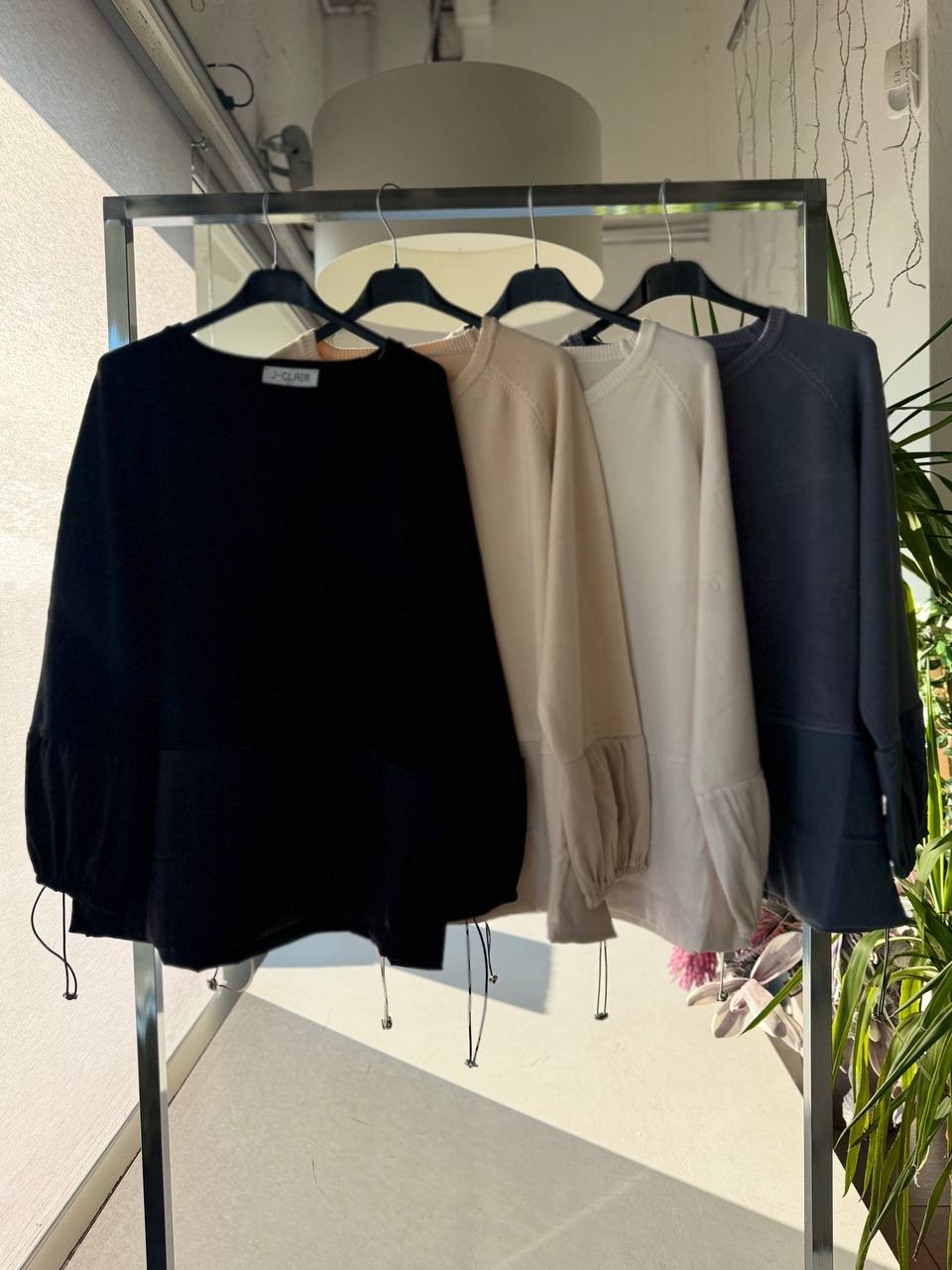 Фото Joie Clair (J-Clair)