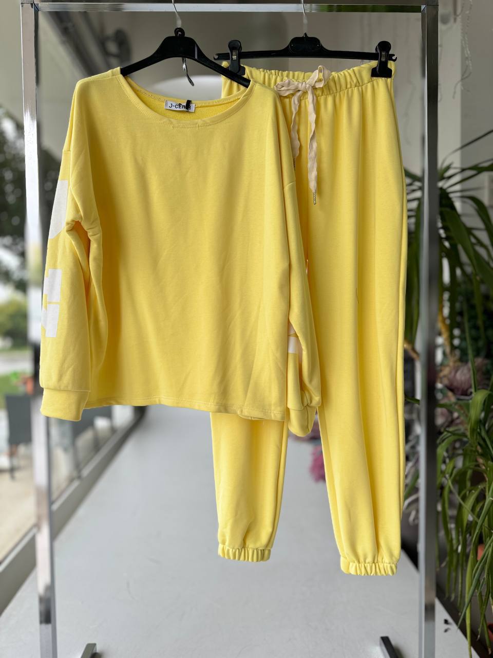 Фото Joie Clair (J-Clair)