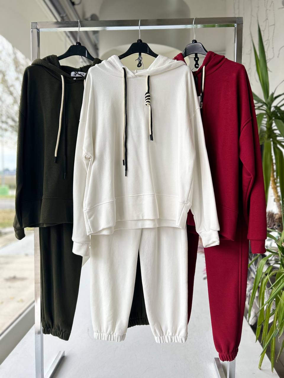 Фото Joie Clair (J-Clair)