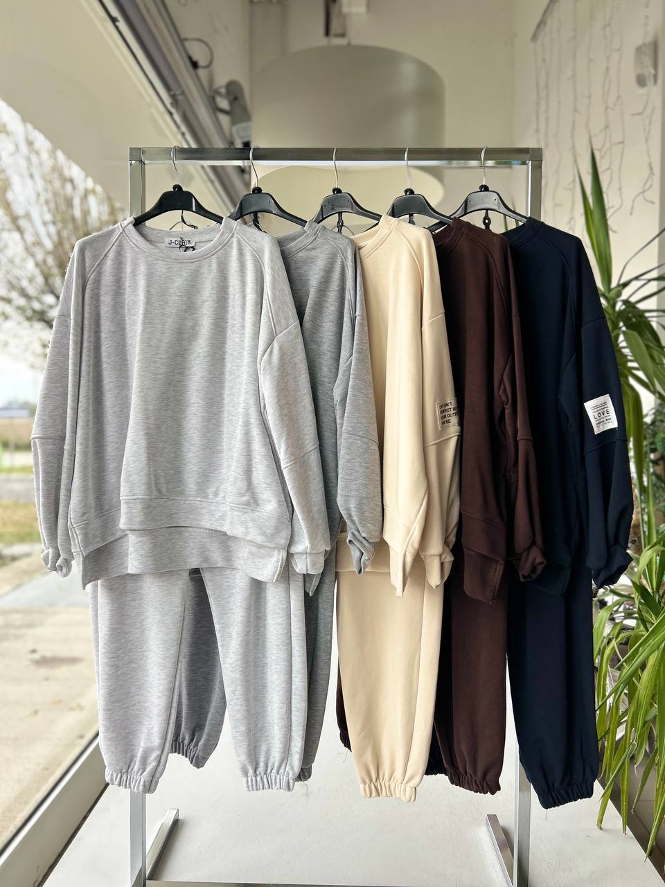 Фото Joie Clair (J-Clair)