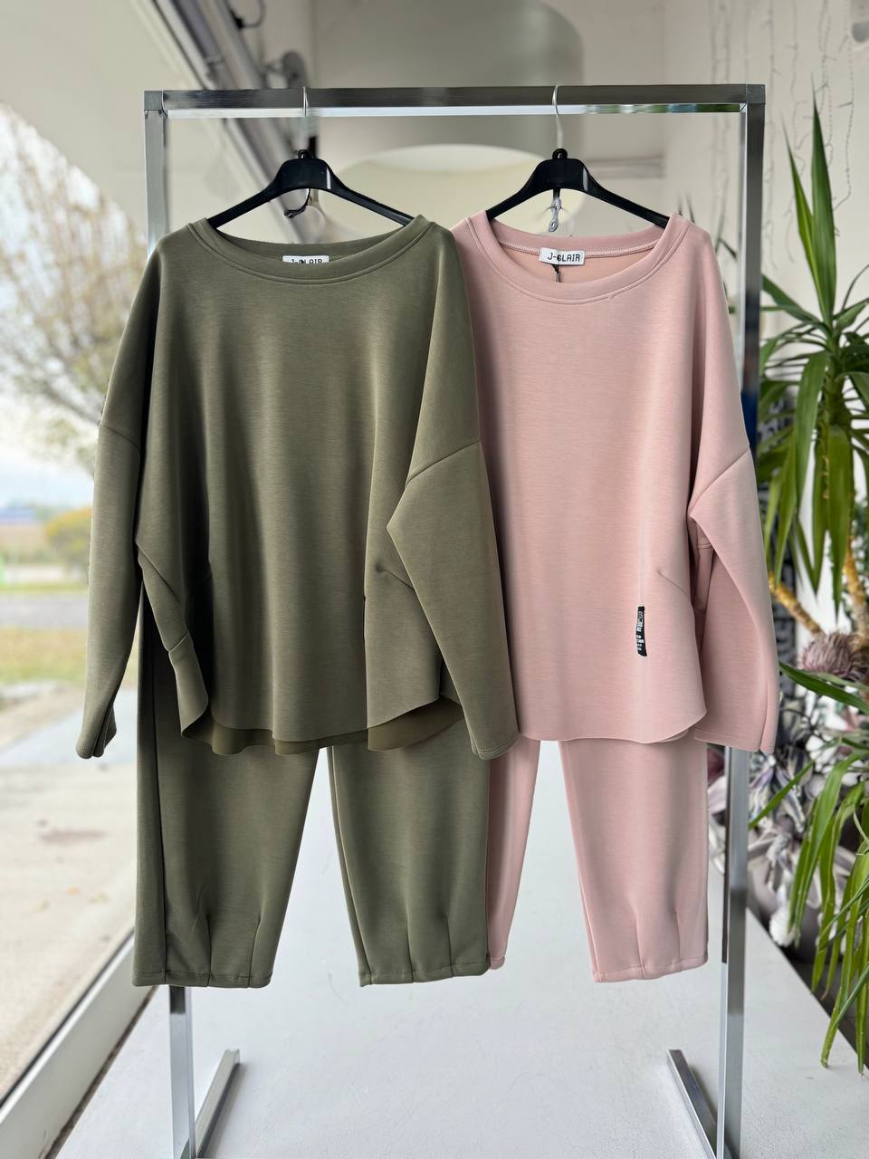 Фото Joie Clair (J-Clair)