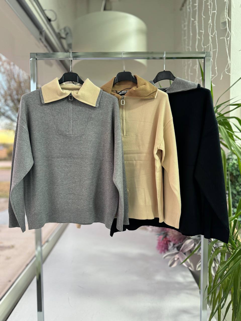 Фото Joie Clair (J-Clair)