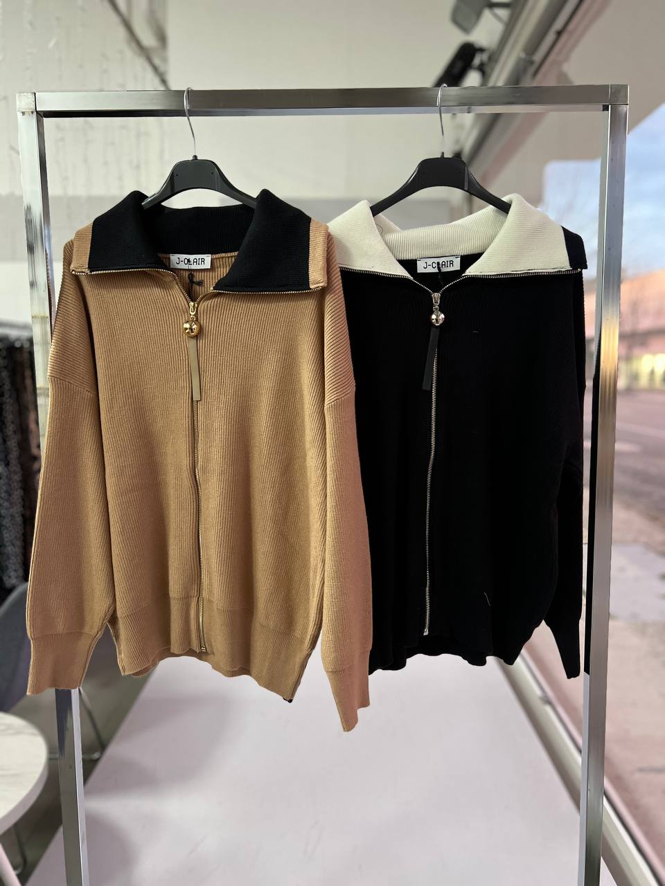 Фото Joie Clair (J-Clair)