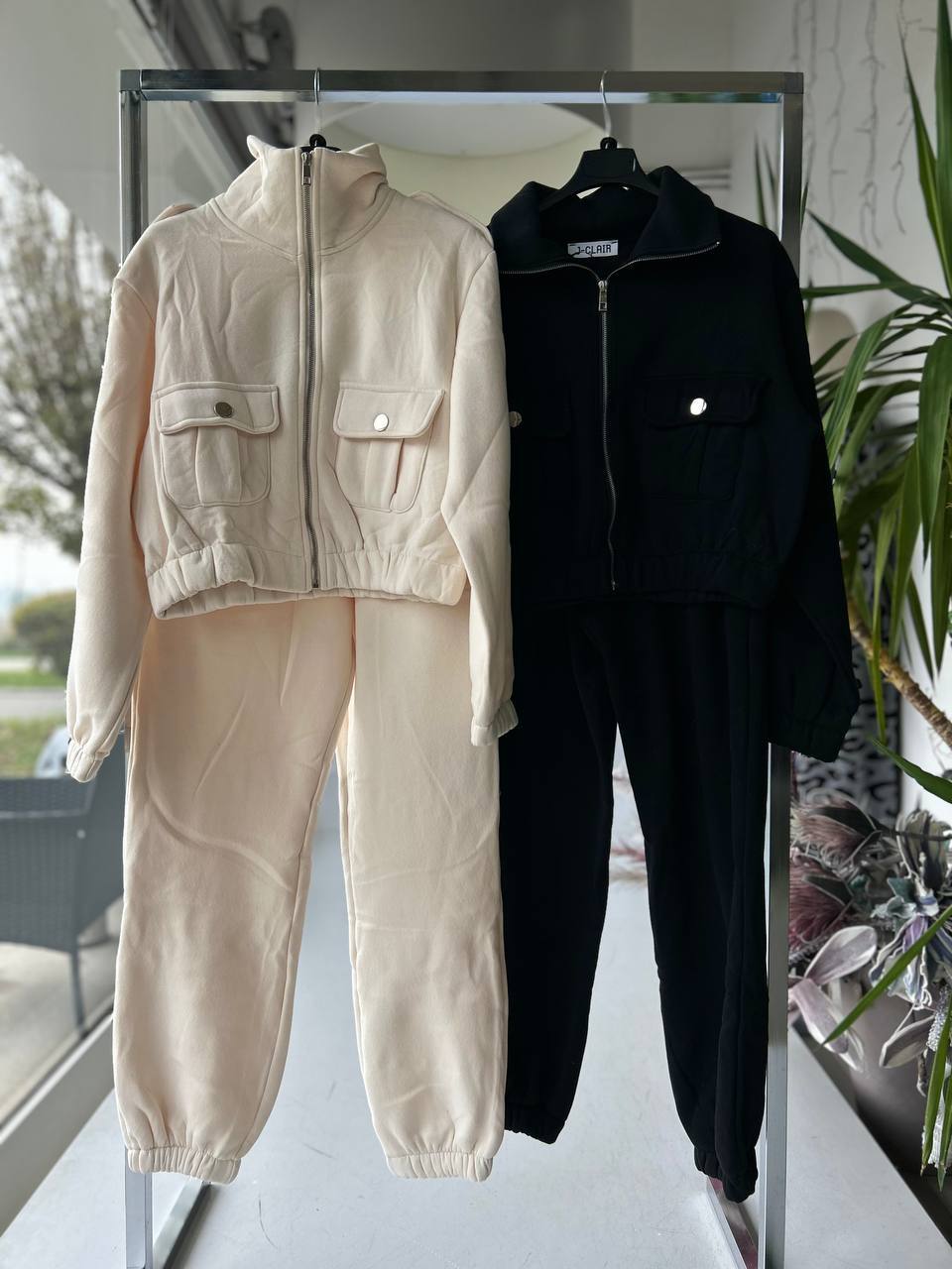 Фото Joie Clair (J-Clair)