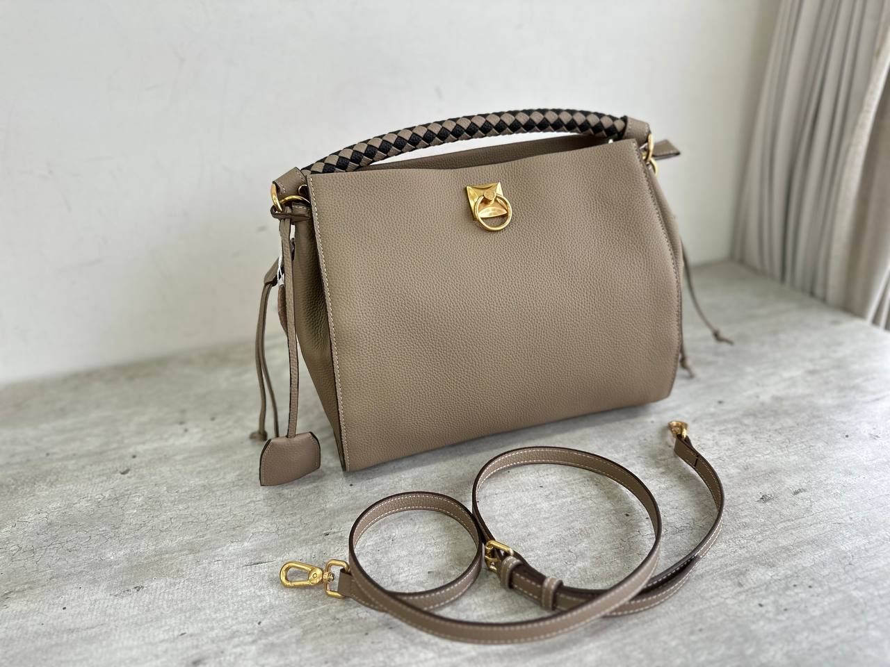 Фото Leather Country