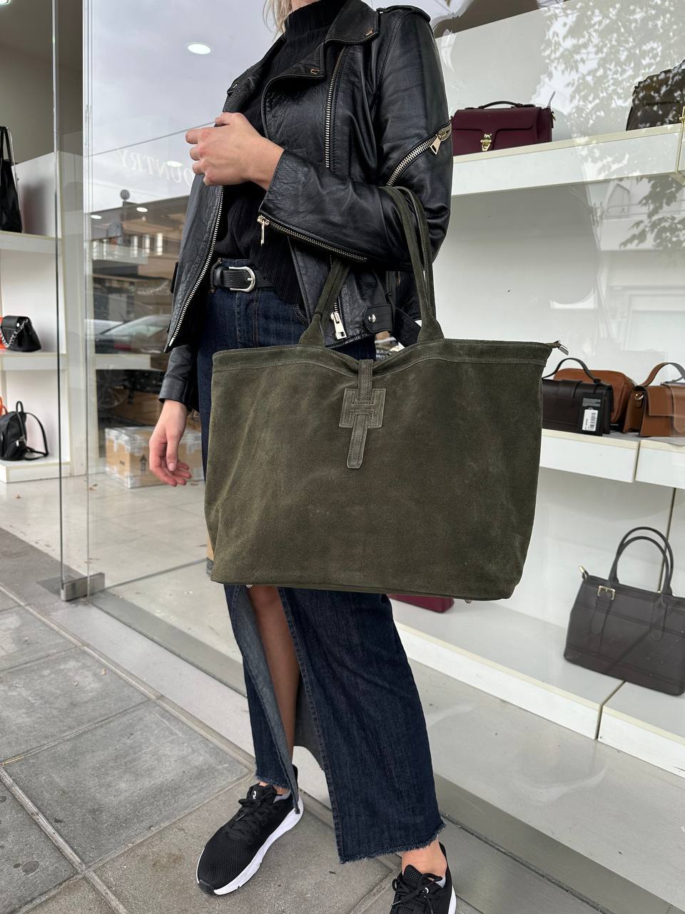 Фото Leather Country